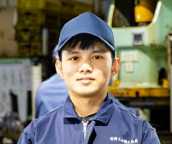 柏田工場プレス職・先輩